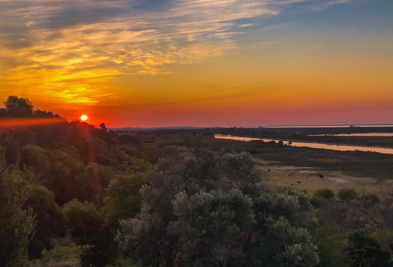 San Pedro, atardecer sobre el río